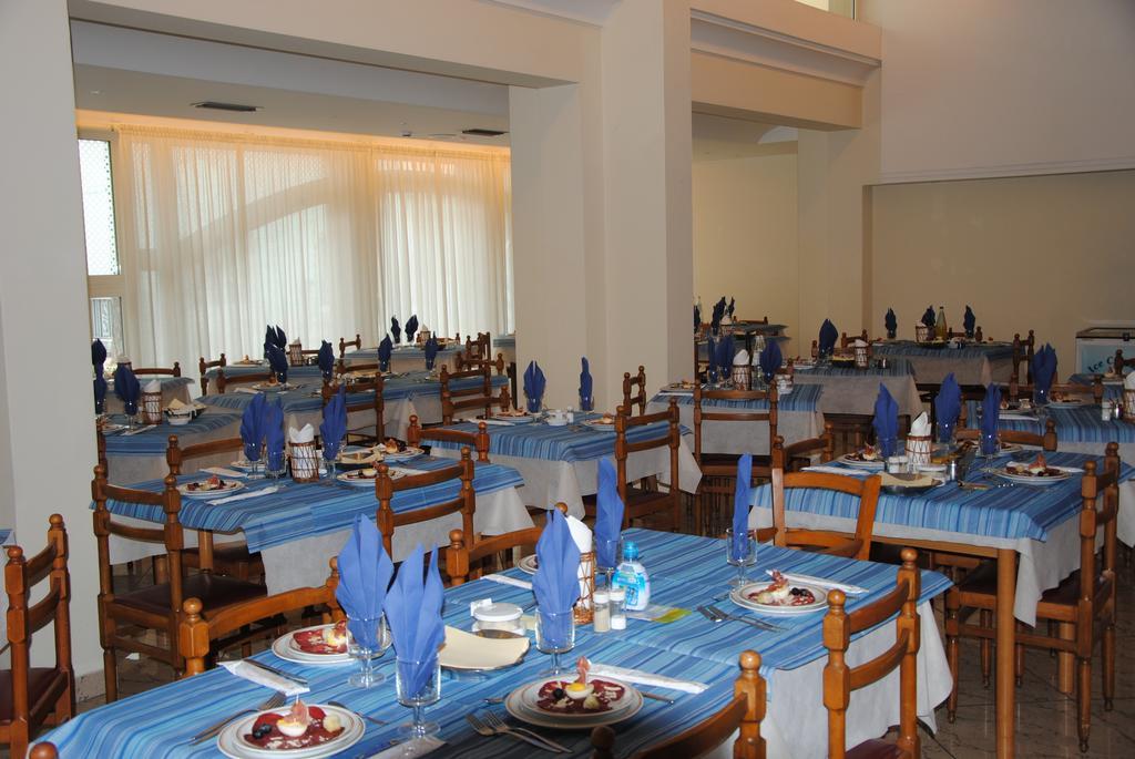 Hotel Royal Misano Adriatico Kültér fotó