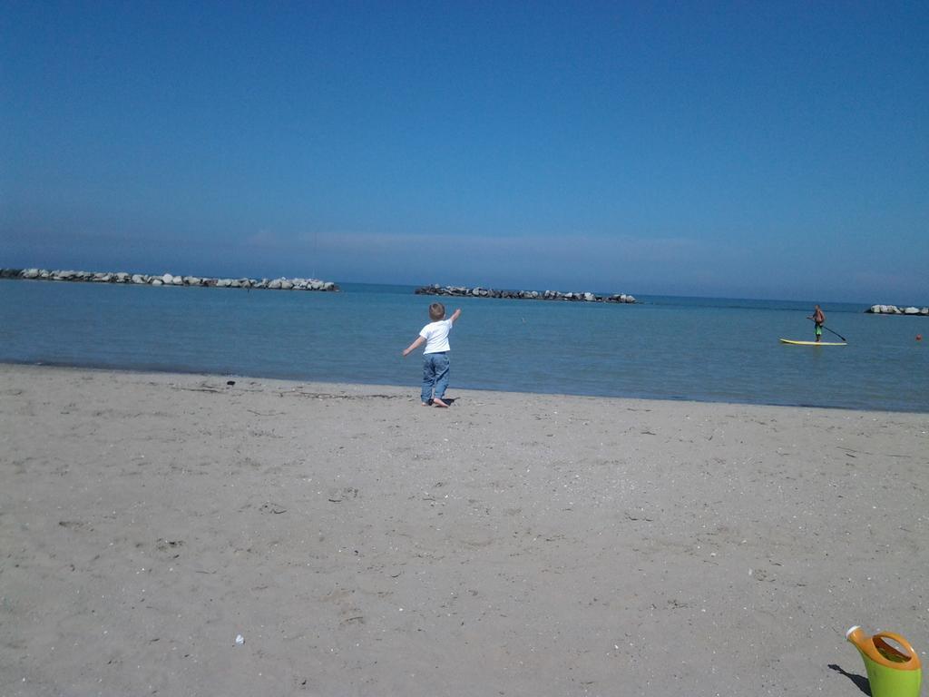 Hotel Royal Misano Adriatico Kültér fotó