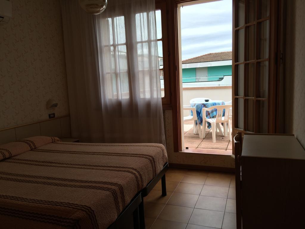 Hotel Royal Misano Adriatico Kültér fotó