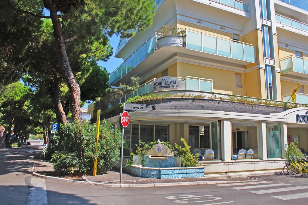 Hotel Royal Misano Adriatico Kültér fotó