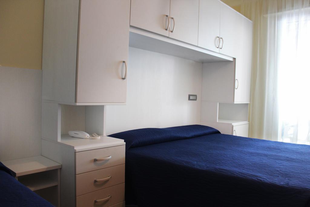 Hotel Royal Misano Adriatico Kültér fotó
